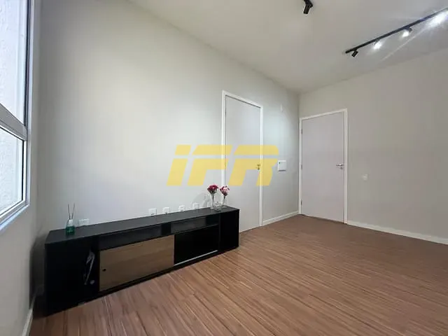 Apartamento 1 quarto e 1 banheiro, à venda, no bairro Jardim Jaraguá em Taubaté