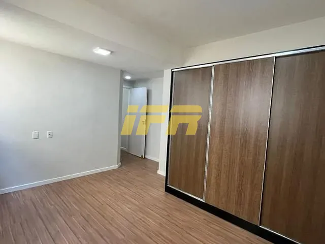 Apartamento 1 quarto e 1 banheiro, à venda, no bairro Jardim Jaraguá em Taubaté