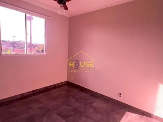 Apartamento com 1000m² 2 quartos e 1 banheiro, à venda, no bairro Jardim Botura em Votuporanga