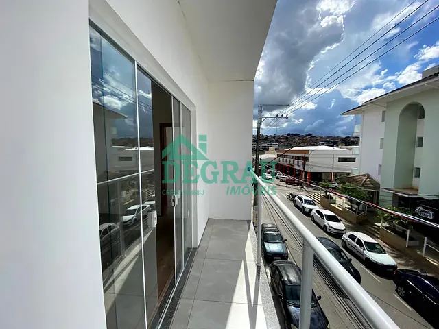 Apartamento 3 quartos e 1 banheiro, para alugar, no bairro Centro em Itapeva