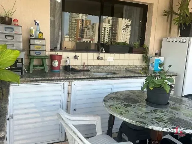Apartamento 2 quartos e 2 banheiros, à venda, no bairro Tupi em Praia Grande