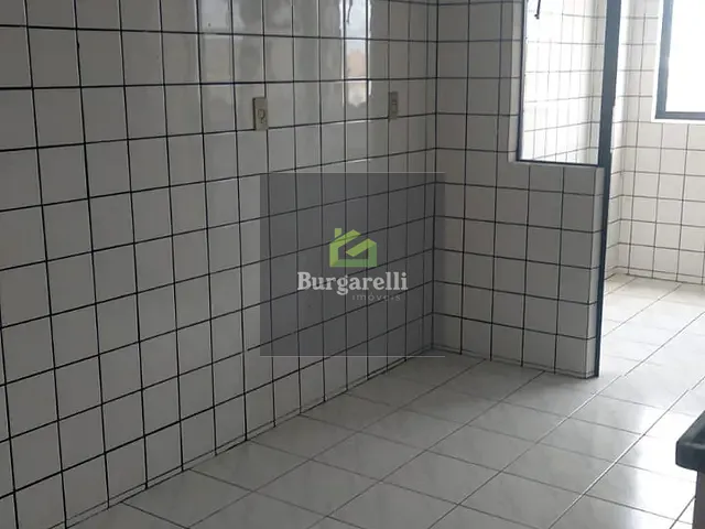 Apartamento com 100m² 2 quartos e 1 banheiro, para alugar, no bairro Vila Rosalina em Lavras