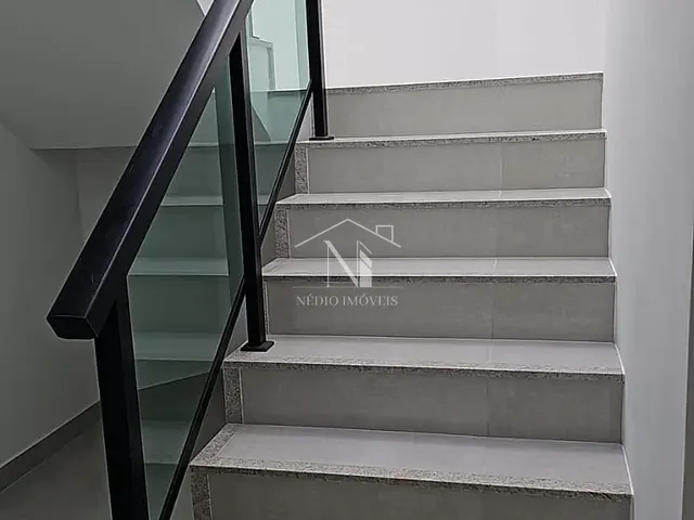 Apartamento 2 quartos e 1 banheiro, à venda, no bairro Barroco (Itaipuaçu) em Maricá