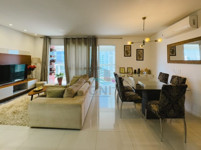 Apartamento com 178m² 3 quartos e 2 banheiros, à venda, no bairro Gleba Fazenda Palhano em Londrina