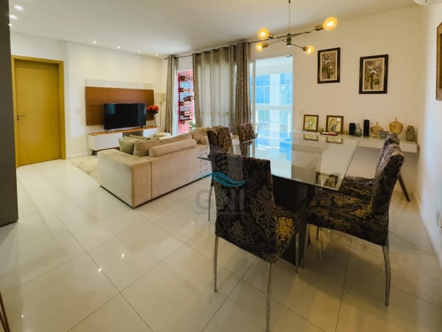 Apartamento com 178m² 3 quartos e 2 banheiros, à venda, no bairro Gleba Fazenda Palhano em Londrina
