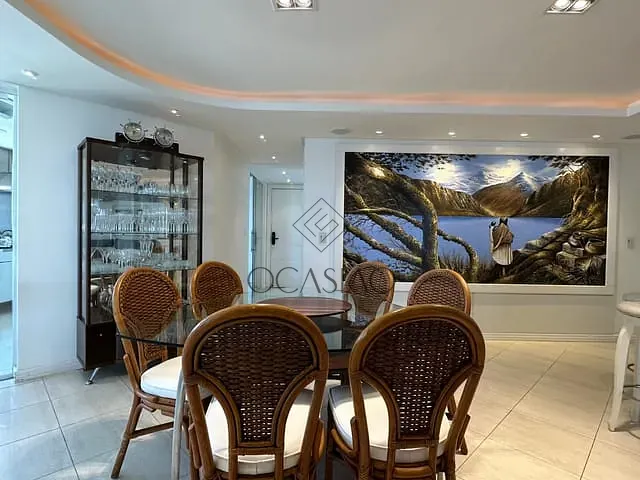 Apartamento com 309m², à venda, no bairro Centro em Balneário Camboriú