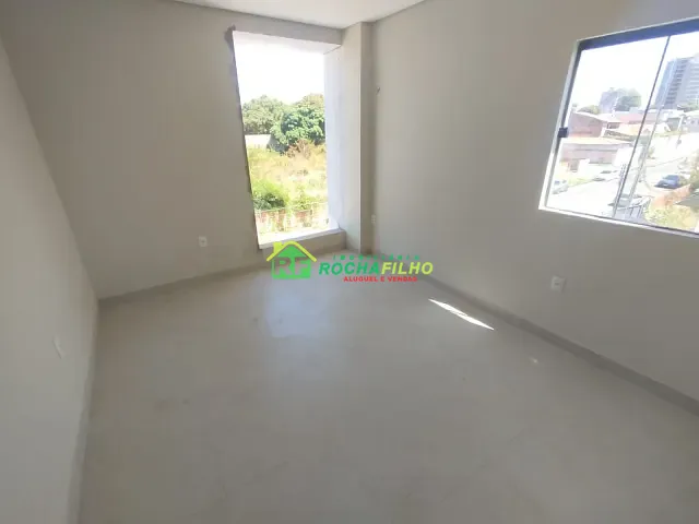 Prédio com 200m², para alugar, no bairro Cabral em Teresina