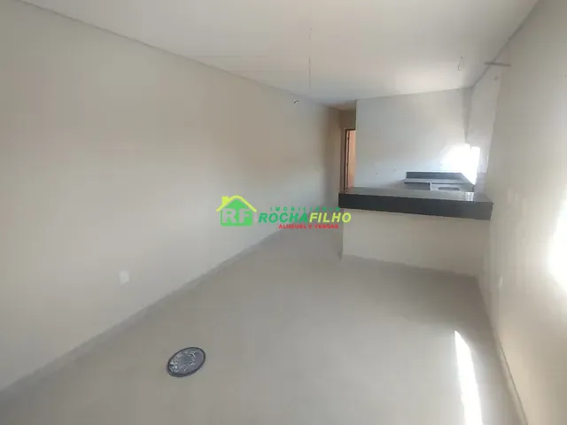 Prédio com 200m², para alugar, no bairro Cabral em Teresina
