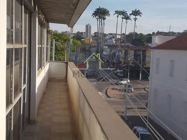 Apartamento com 446m² 3 quartos e 2 banheiros, para alugar, no bairro Centro em Guaxupé