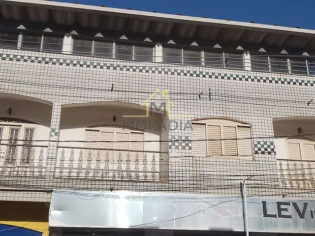 Apartamento com 446m² 3 quartos e 2 banheiros, para alugar, no bairro Centro em Guaxupé