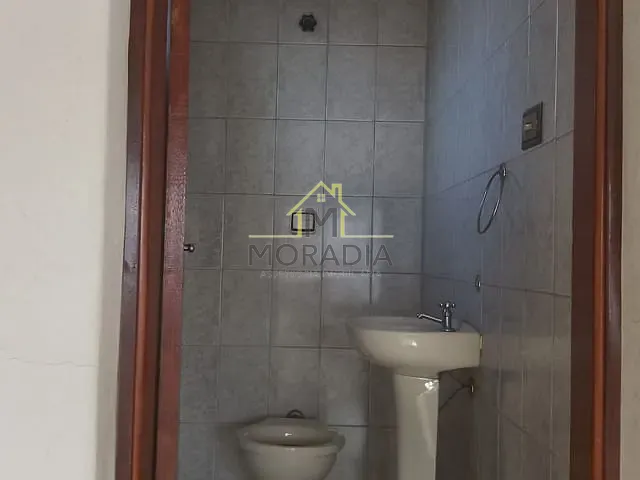 Apartamento com 446m² 3 quartos e 2 banheiros, para alugar, no bairro Centro em Guaxupé