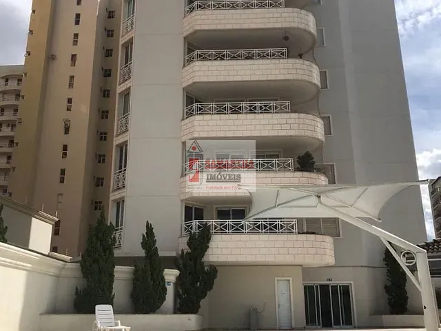 Apartamento 3 quartos e 2 banheiros, à venda, no bairro Mercês em Uberaba