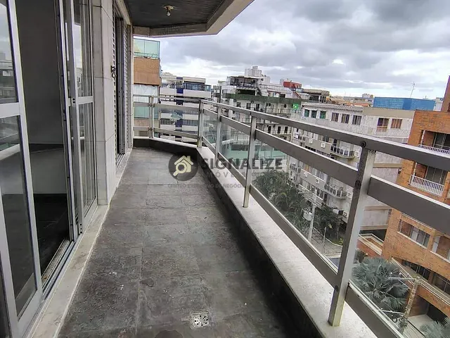 Cobertura / Penthouse 5 quartos e 3 banheiros, à venda, no bairro Braga em Cabo Frio