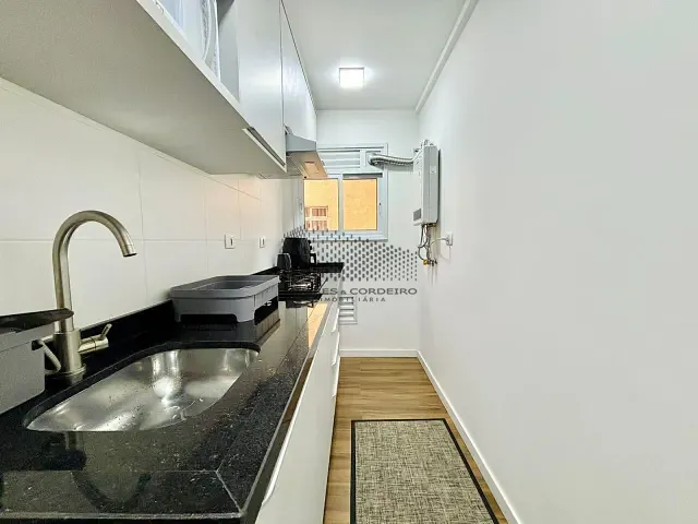 Apartamento 1 quarto e 1 banheiro, à venda, no bairro Centro em Curitiba