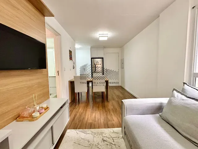 Apartamento 1 quarto e 1 banheiro, à venda, no bairro Centro em Curitiba