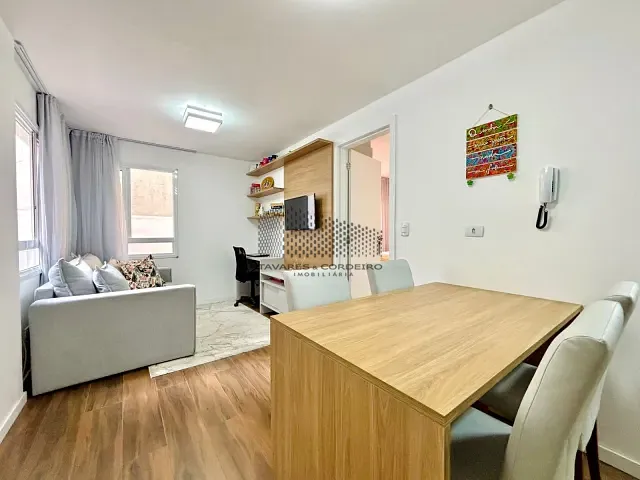 Apartamento 1 quarto e 1 banheiro, à venda, no bairro Centro em Curitiba