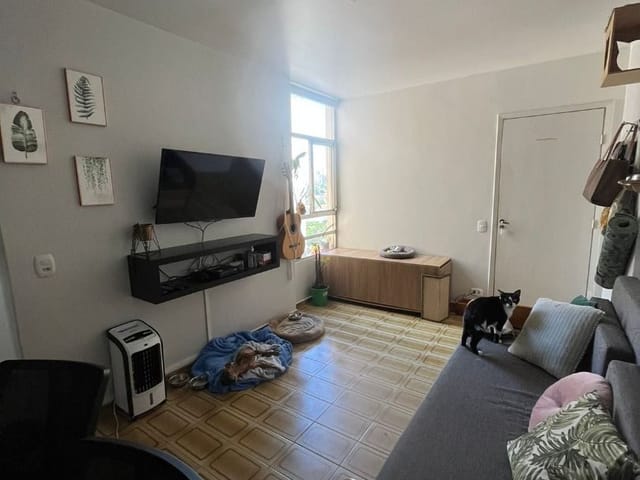 Foto do Apartamento - Apartamento à venda com 2 Quartos no Edifício Célia Maria no Setor Aeroporto em Goiânia GO, tendo 70m² com 1 vaga de garagem. | Home Gyn Imóveis Ltda