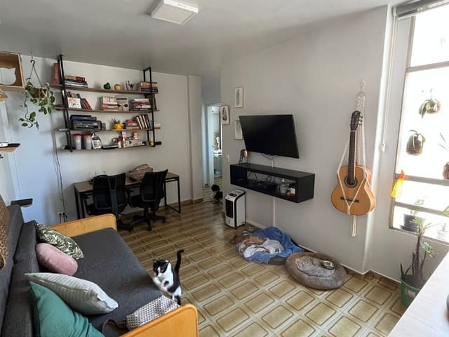 Foto do Apartamento - Apartamento à venda com 2 Quartos no Edifício Célia Maria no Setor Aeroporto em Goiânia GO, tendo 70m² com 1 vaga de garagem. | Home Gyn Imóveis Ltda