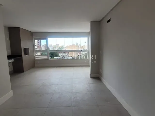 Apartamento 2 quartos e 2 banheiros, à venda, no bairro Jardim Higienópolis em Londrina