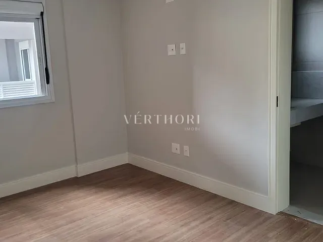 Apartamento 2 quartos e 2 banheiros, à venda, no bairro Jardim Higienópolis em Londrina