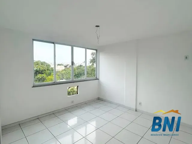 Apartamento 3 quartos e 5 banheiros, à venda, no bairro Taquara em Rio de Janeiro
