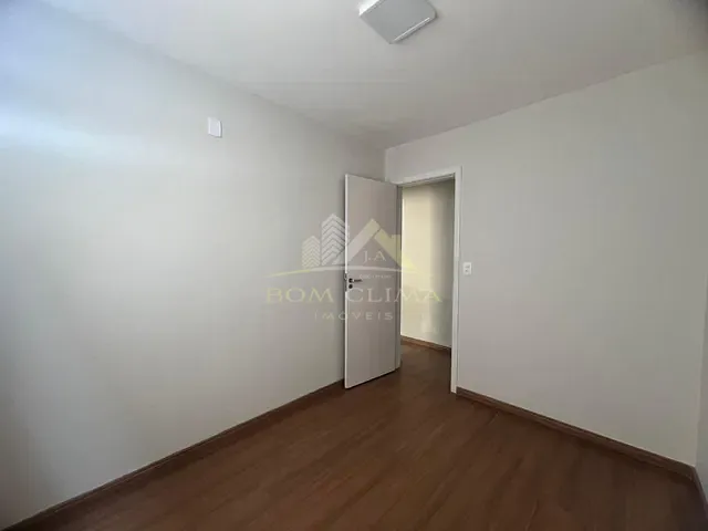 Apartamento 2 quartos e 1 banheiro, à venda, no bairro Grama em Juiz de Fora