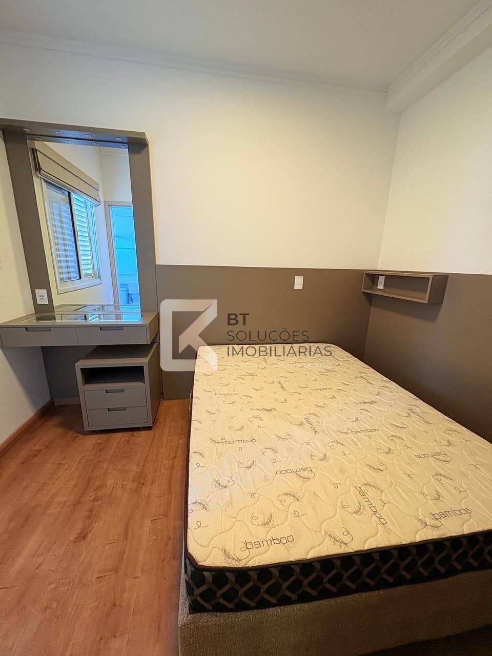 Apartamento para alugar com 3 quartos, 89m² - Foto 29