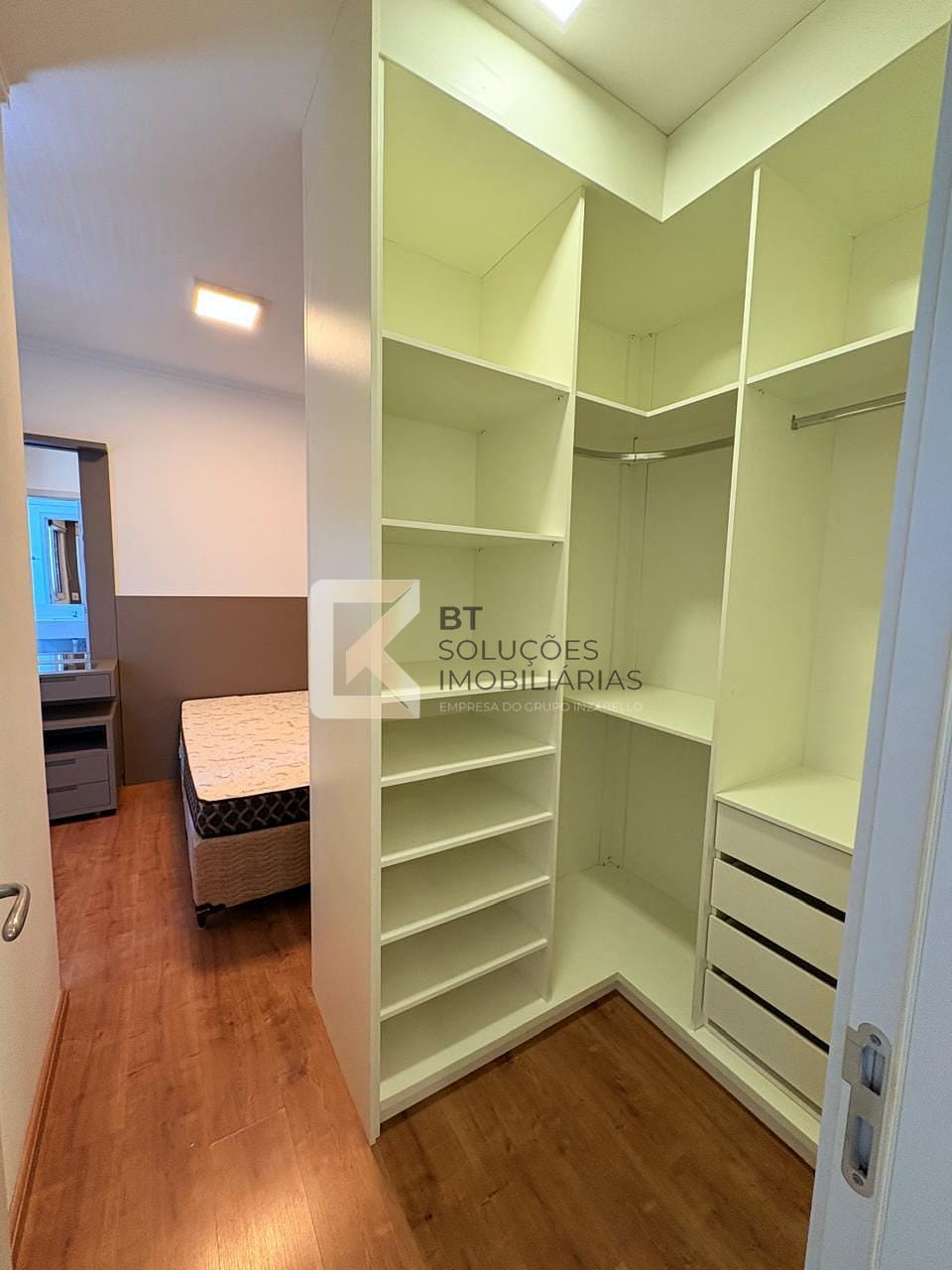 Apartamento para alugar com 3 quartos, 89m² - Foto 32