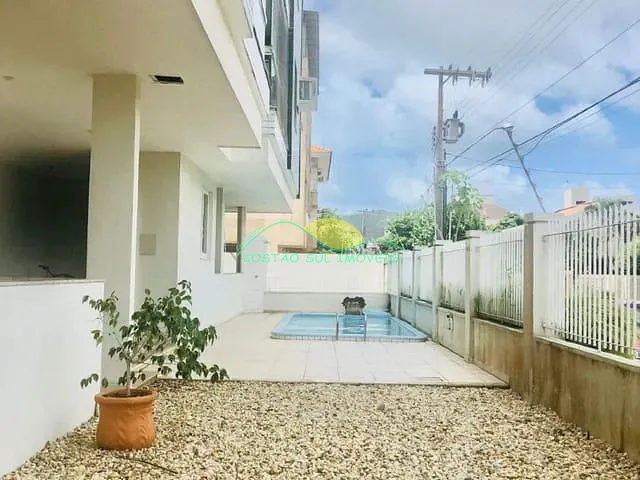 Apartamento com 103m² 2 quartos e 2 banheiros, à venda, no bairro Cachoeira do Bom Jesus em Florianópolis