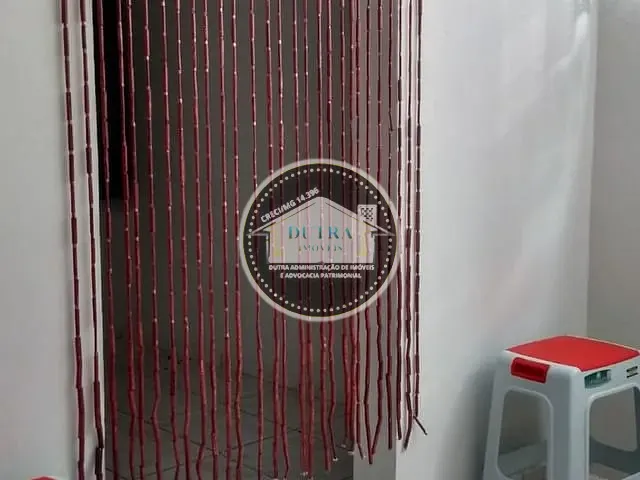 Kitnet com 35m² 1 quarto e 1 banheiro, para alugar, no bairro Centro em Juiz de Fora