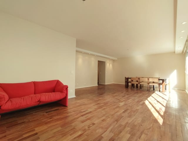 Apartamento com 271m² 3 quartos e 5 banheiros, à venda, no bairro Itaim Bibi em São Paulo