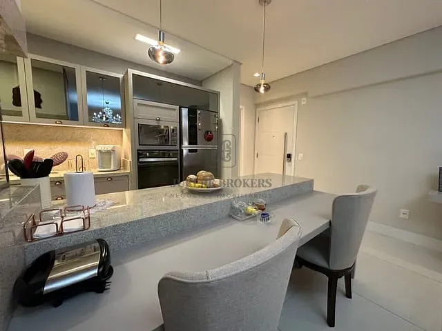 Apartamento com 137m² 2 quartos e 3 banheiros, à venda, no bairro Jurerê Internacional em Florianópolis