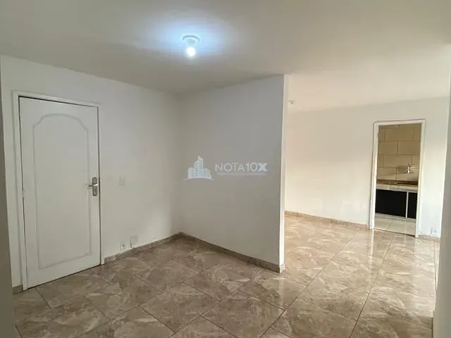 Apartamento 3 quartos e 2 banheiros, para alugar, no bairro Água Santa em Rio de Janeiro