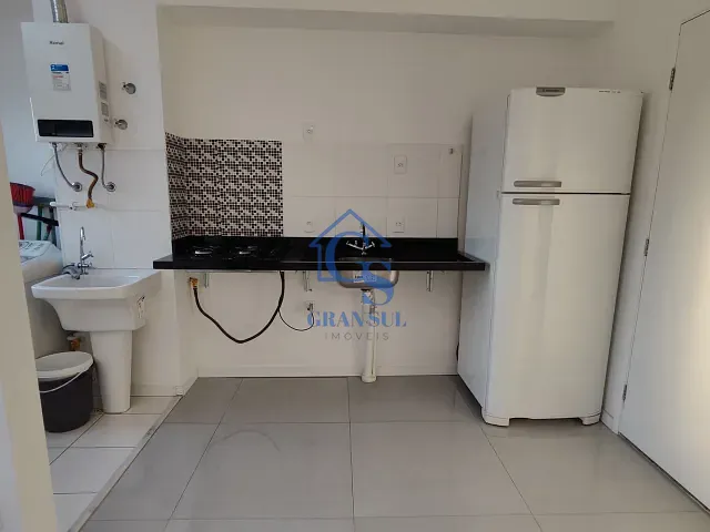 Apartamento 2 quartos e 1 banheiro, para alugar, no bairro Vila dos Andradas em São Paulo
