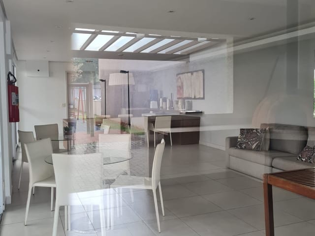 Apartamento com 60m² 2 quartos e 2 banheiros, para alugar, no bairro Jardim Carambeí em São Roque