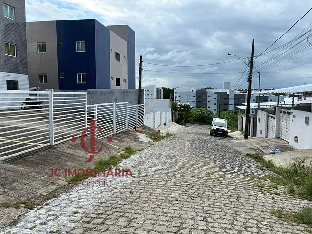 Apartamento 2 quartos e 2 banheiros, à venda, no bairro Planalto Boa Esperança em João Pessoa