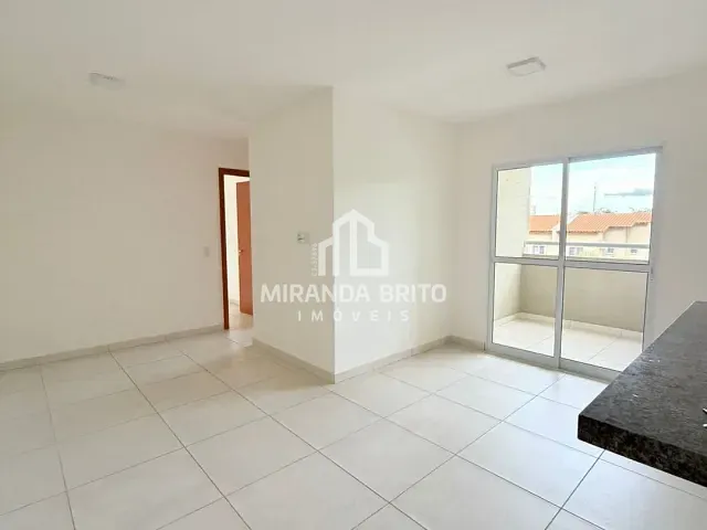 Apartamento 2 quartos e 1 banheiro, à venda, no bairro Jardim Belo Horizonte em Aparecida de Goiânia