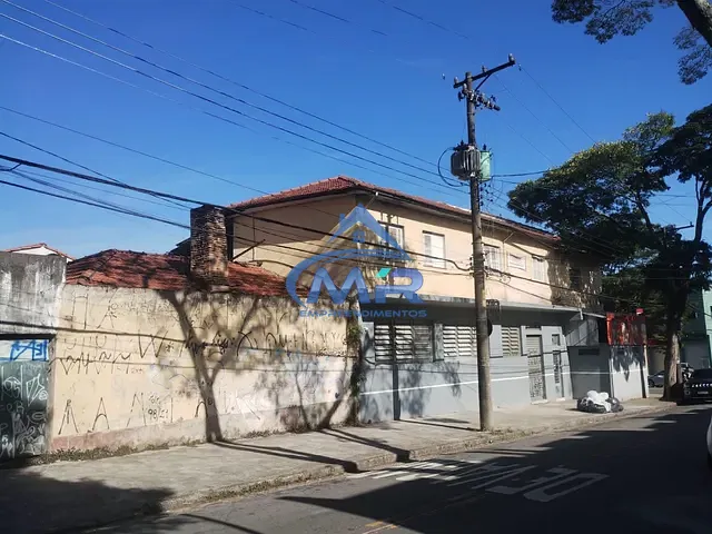 Prédio com 692m², à venda, no bairro Vila Eldízia em Santo André