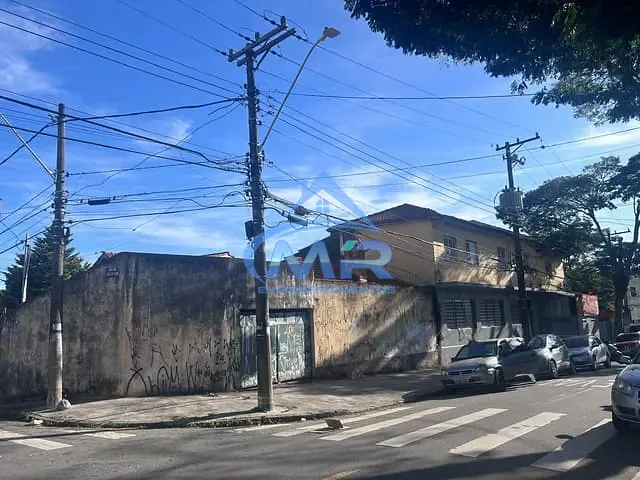 Prédio com 692m², à venda, no bairro Vila Eldízia em Santo André