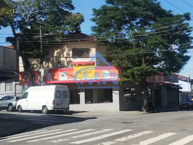 Prédio com 692m², à venda, no bairro Vila Eldízia em Santo André