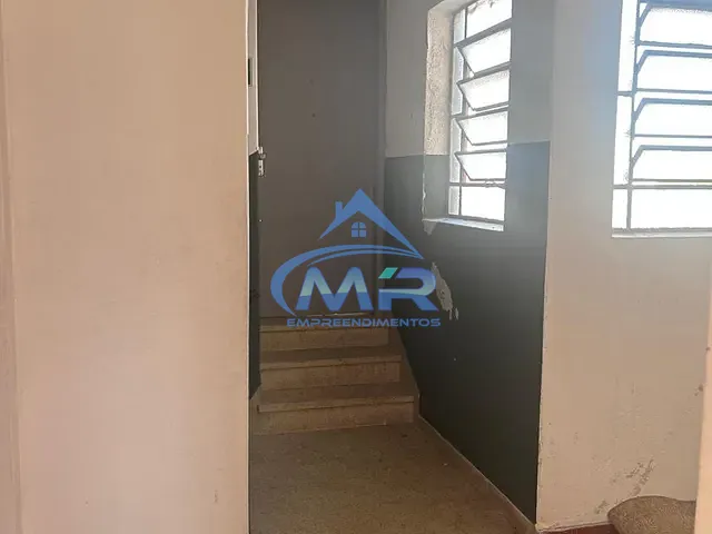 Prédio com 692m², à venda, no bairro Vila Eldízia em Santo André