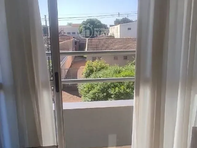 Apartamento com 95m² 3 quartos e 1 banheiro, à venda, no bairro Ideal em Londrina