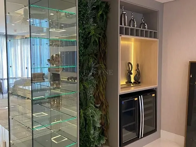 Apartamento 4 quartos e 3 banheiros, à venda, no bairro Centro em Balneário Camboriú