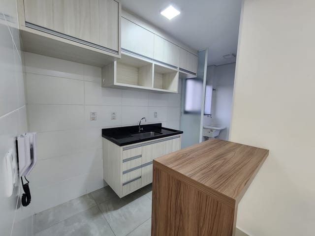 Apartamento com 59m² 2 quartos e 1 banheiro, para alugar, no bairro Quinta das Videiras em Louveira