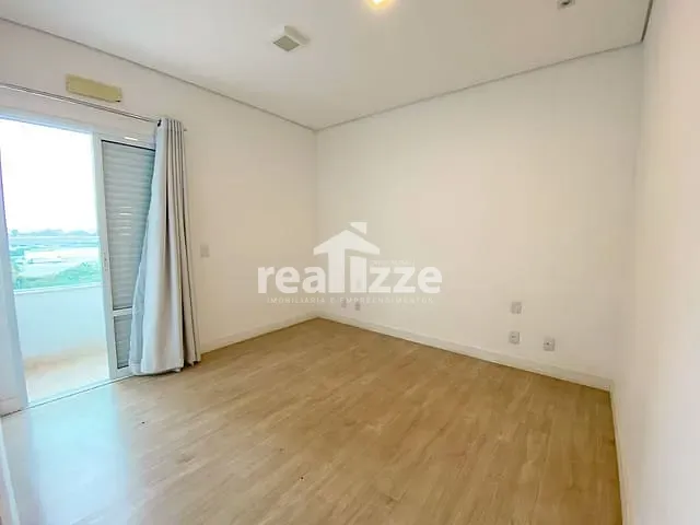 Apartamento com 145m² 3 quartos e 2 banheiros, à venda, no bairro Centro em Itapira