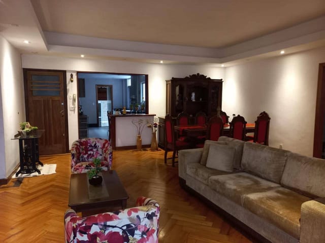 Apartamento 3 quartos e 1 banheiro, à venda, no bairro Centro em Petrópolis