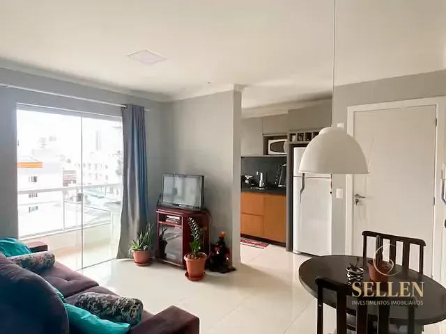 Apartamento com 80m² 2 quartos e 1 banheiro, à venda, no bairro Vila Real em Balneário Camboriú