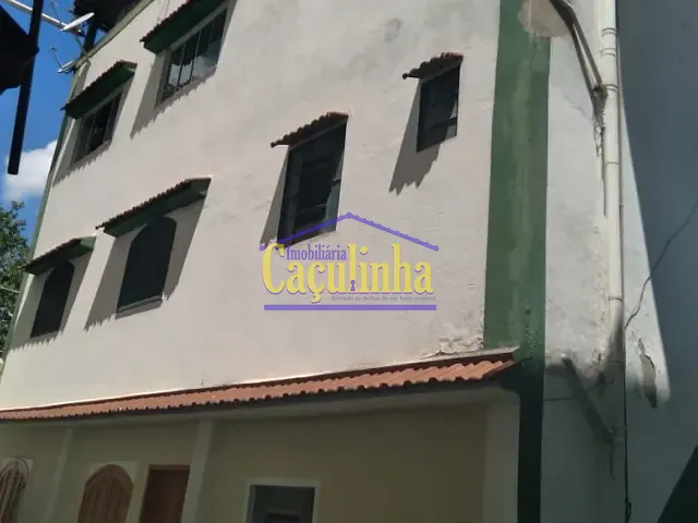 Apartamento 1 quarto e 1 banheiro, à venda, no bairro Santo Cristo em Barra do Piraí