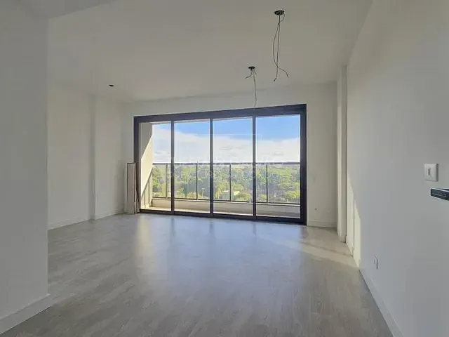 Apartamento com 33m² 1 quarto e 1 banheiro, à venda, no bairro Cristo Rei em Curitiba