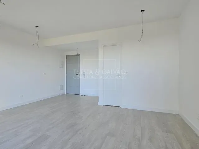 Apartamento com 33m² 1 quarto e 1 banheiro, à venda, no bairro Cristo Rei em Curitiba
